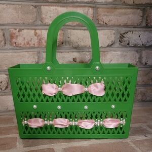 Green and Pink Women's Tote Bag